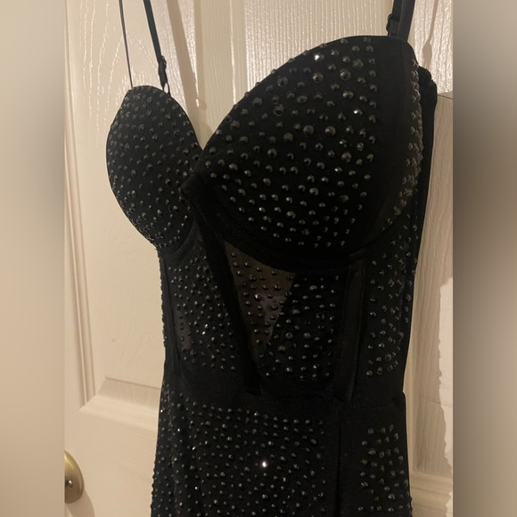 Windsor Black Sequin Slit Dress - Picture 7 of 10